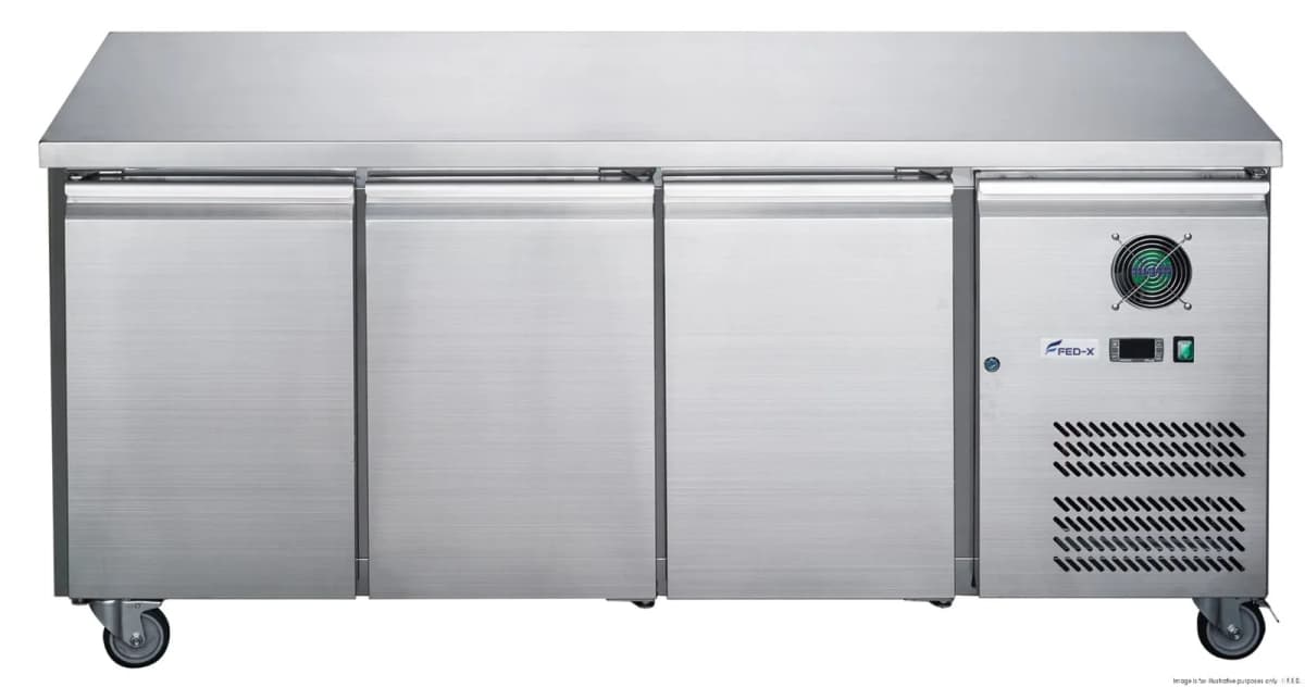 FED-XUB6F18S3V 1795mm Wide 600mm Deep S/S Three Door Underbar Counter Freezer