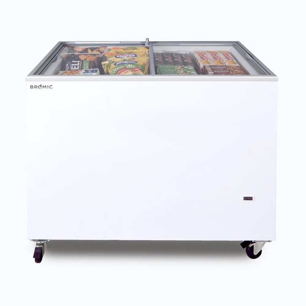 bromic chest freezer CF0300FTFG NR frontstocked 4