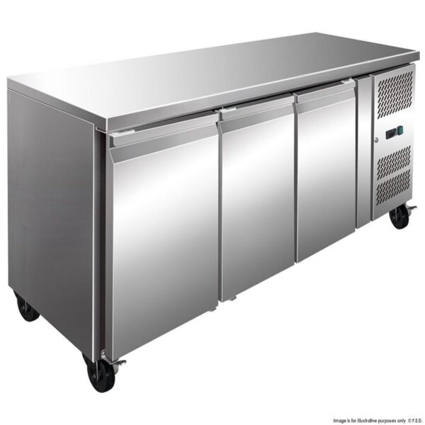 FE3100BT S-S Three Door Bench Freezer 386L