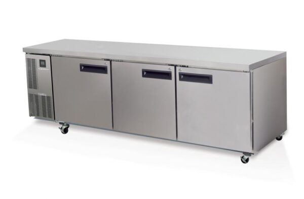 SKOPE PG800 3 Solid Door 2/1 Underbench GN Fridge