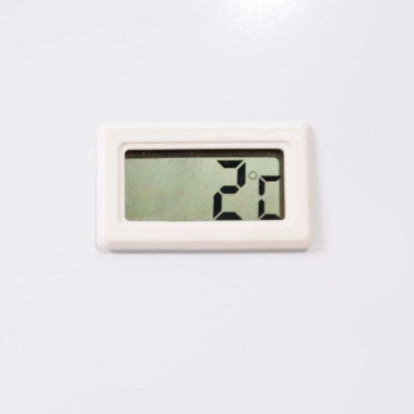 Bromic CF0700FTFG-NR Display Chest Freezer - 670L - Flat Glass Top - Image 11