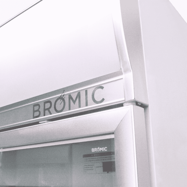Bromic GD1000LF Upright Display Fridge - 976L - 2 Doors - Flat Glass - Lightbox - Image 5