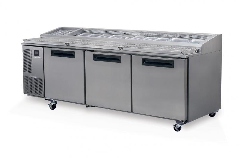 SKOPE PG800 3 Solid Door 2/1 Pizza GN Fridge Remote