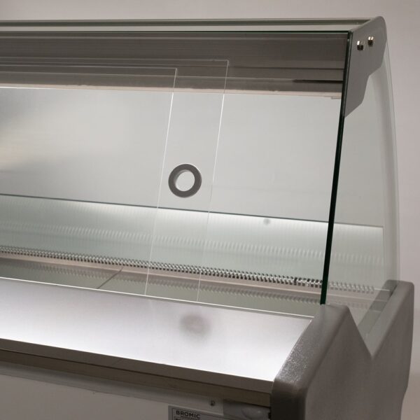 Bromic DD1875CG-NR Curved Glass Deli Display - 1955mm - Image 3