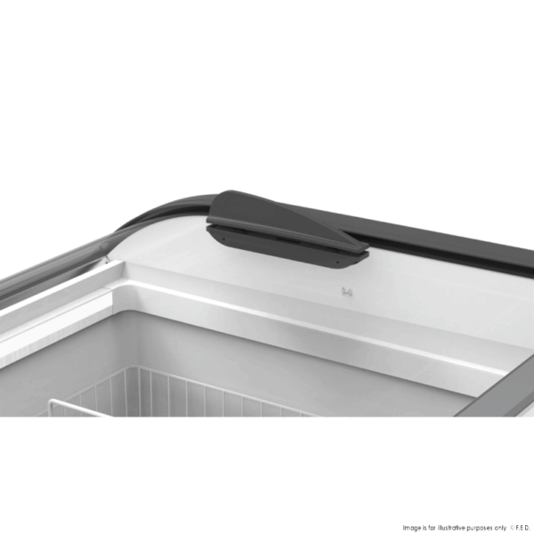 SD-666K F.E.D Thermaster Heavy Duty Supermarket Glass Sliding Lid Freezer - Image 4