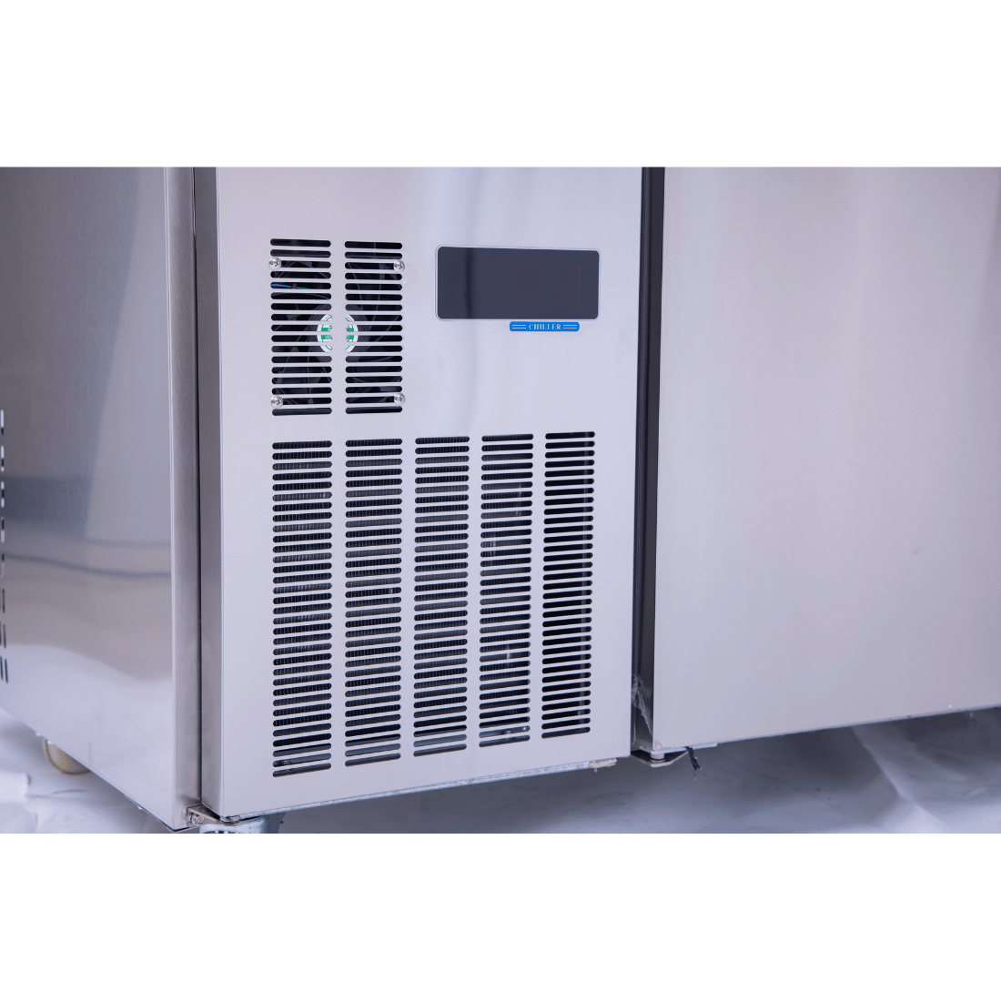 Thermaster Three Door Cold Bench Salad Station 6x1/1 GN Pans PG210FA-XB - Image 5