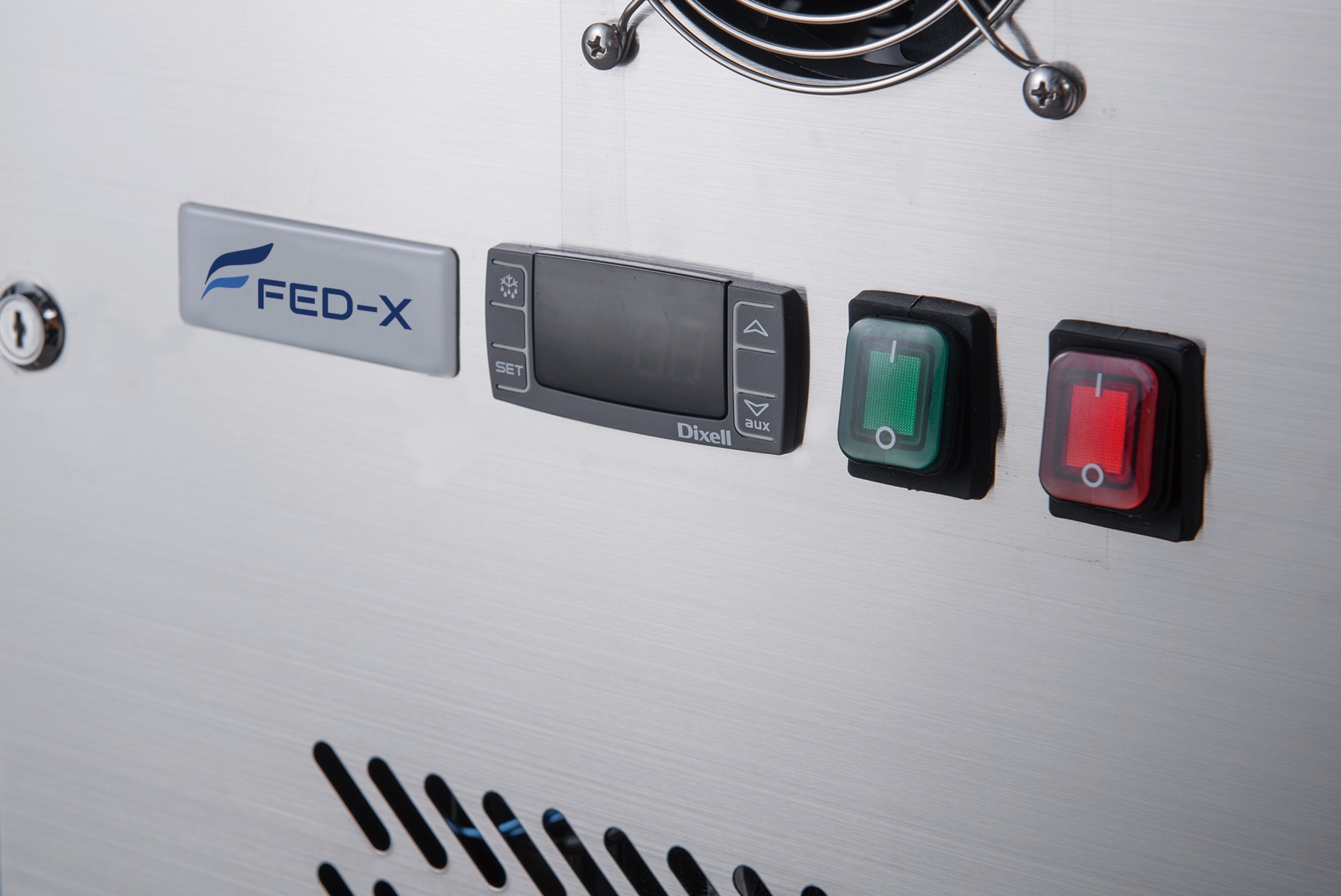 FED-X Two Door Standard Saladette On Castors - XPZ2600TN - Image 3